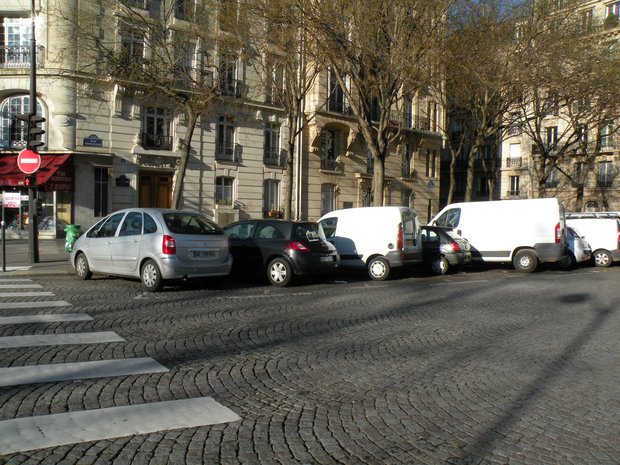  voitures garées